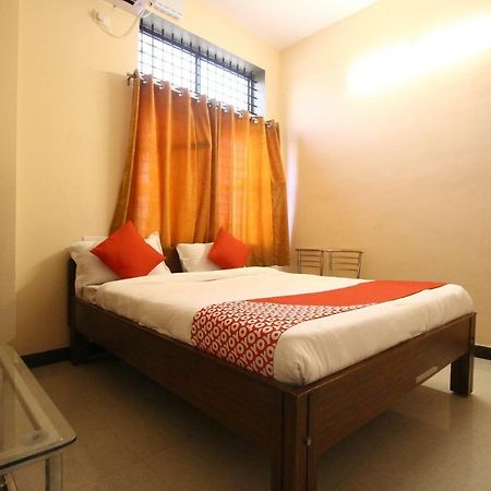 Oyo Flagship 30734 Jeevan Lodge Shimoga Exterior photo