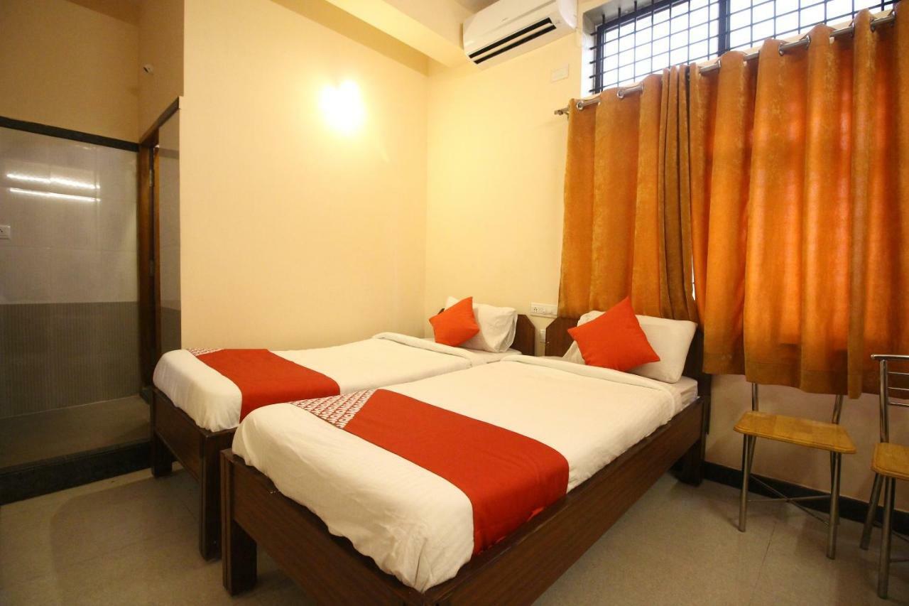 Oyo Flagship 30734 Jeevan Lodge Shimoga Exterior photo